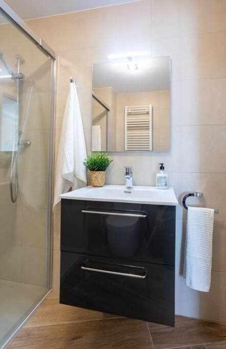 Appartamento Coimbra Etxea Precioso Piso Recien Estrenado Bermeo Esterno foto